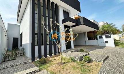 Casa em condomínio fechado com 3 quartos à venda na Avenida Lírio Correa, Cariobinha, Americana