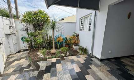 Casa com 3 quartos à venda na Rua Romeu Benazzi, Parque Nova Carioba, Americana