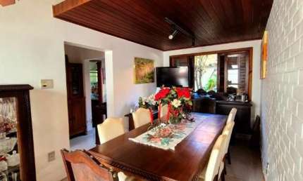 Casa com 6 quartos à venda na Rua Fernandes Couto, 1, São Francisco, Niterói por R$ 590.000