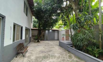 Casa com 3 quartos para alugar na Rua Quarenta e Três, 1, Jardim Atlântico Central (Itaipuaçu), Maricá