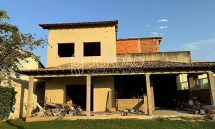 Casa com 3 quartos à venda na Avenida Araruama, 1, Pontinha, Araruama
