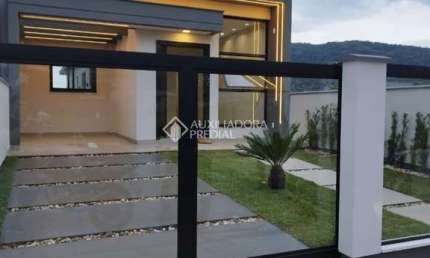 Casa com 3 quartos à venda na Pedro Crispim Felisbino, 45, Alto Aririu, Palhoça, 80 m2 por R$ 550.000