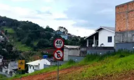 Terreno em condomínio fechado à venda na Rua Homero de Miranda Gomes, 1411, Fundos, Biguaçu, 150 m2 por R$ 180.000