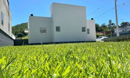 Terreno em condomínio fechado à venda na Rua Homero de Miranda Gomes, 1411, Fundos, Biguaçu, 150 m2 por R$ 180.000