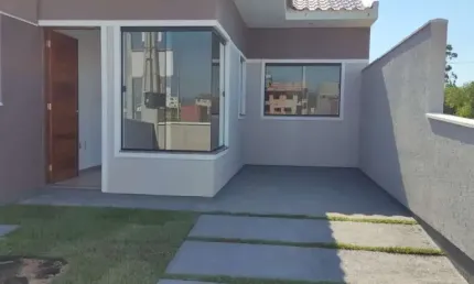Casa com 2 quartos à venda na Galileu Galilei, 2, Barra do Aririú, Palhoça, 50 m2 por R$ 360.000