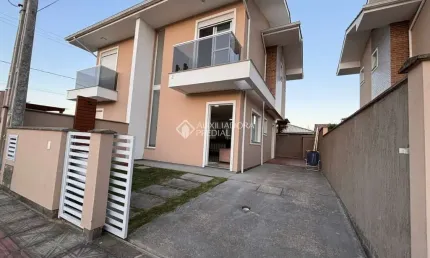 Casa com 2 quartos à venda na rua paulo manoel dos santos, 58, pinheira, palhoça, 68 m2 por r$ 650.000