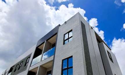 Apartamento 3 quartos, nascente sul, em ótima localização. Com piscina