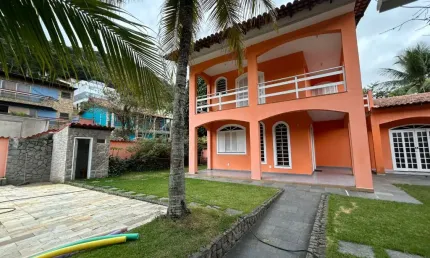 Casa em condomínio fechado com 3 quartos para alugar na Rua Jaime Barcelos, 472, Taquara, Rio de Janeiro