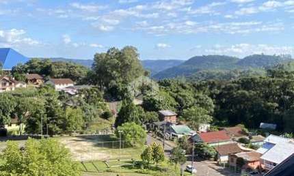 Excelente apartamento de 3 dormitórios com suíte no centro de Nova Petrópolis.