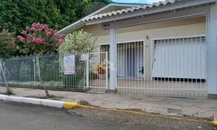 Casa com 3 quartos à venda na André Whitmann, 54, Centro, Picada Café