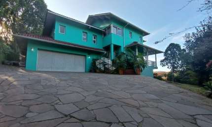 Casa de Esquina com Quiosque à Venda em Nova Petrópolis