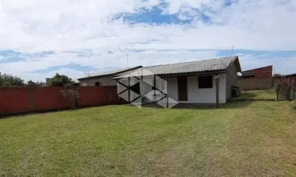 Casa com 2 quartos à venda na Venceslau Bras, 255, Parque dos Presidentes, Tramandaí
