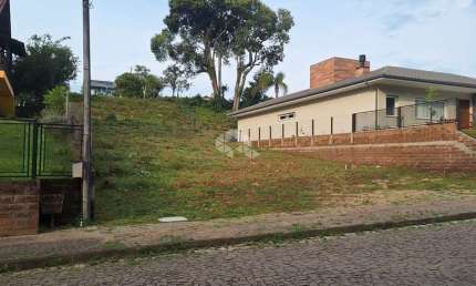Terreno localizado em área nobre residencial na serra gaúcha por R$ 425.000.
