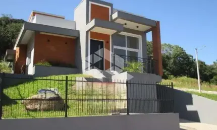 Casa alto padrão em bairro residencial na serra gaúcha , nova petrópolis