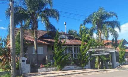 Casa na serra gaúcha com vista exuberante por R$ 1.350.000