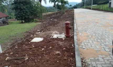Ótimos terrenos no loteamento seewald em presidente lucena.