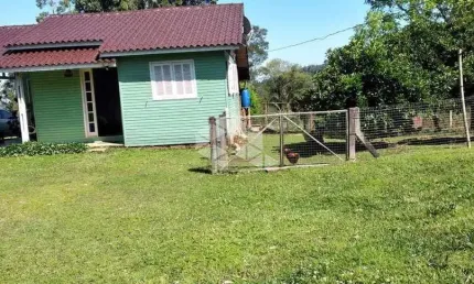 Chácara / sítio com 2 quartos à venda na Aloisio Rohr, 10, Linha Quatro Cantos, Picada Café