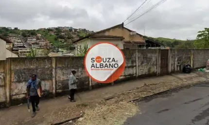 Casa Comercial para Locação com 300m² no Teixeiras – Excelente Oportunidade!