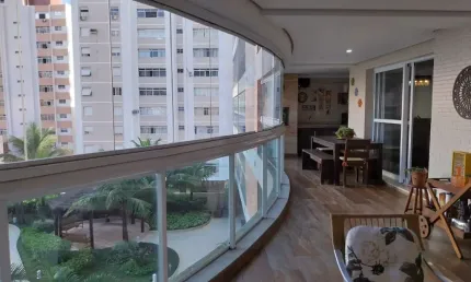 Apartamento alto padrão, 204 m², 4 dormitórios, varanda gourmet, Embaré.  ‌