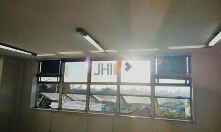 Conjunto comercial com 50 m² na Av. Angélica para locação