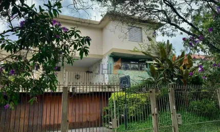 Sobrado para venda com 377 m² e 4 dormitórios no Alto de Pinheiros