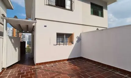 Sobrado geminado para venda e locação na Vila Madalena
