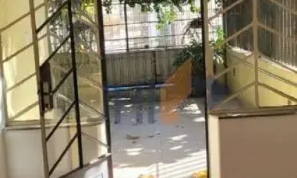 Conjunto comercial em Perdizes com 45 m² e terraço, para locação