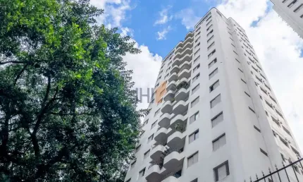 Oportunidade Imperdível de Locação em Lugar privilegiado Apartamento Reformado a 1 Quadra da Av. Pau