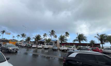 Terreno comercial à venda na Rua Aristides Milton, 45, Itapuã, Salvador