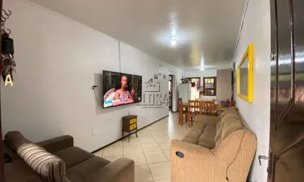 Imóvel à venda em São Leopoldo: Casa com 2 dormitórios, pátio/jardim e mais - Confira!