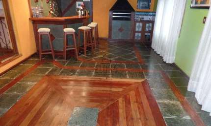 Casa para venda  no Bairro Cristo Rei em São Leopoldo
