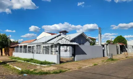 Casa semi-nova à venda em são leopoldo, vicentina - excelente localização!