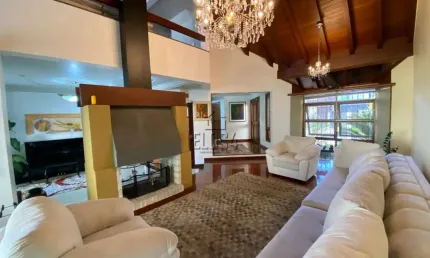 Casa Semi Mobiliada com Piscina Aquecida em São Leopoldo - São José