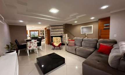 Casa Mobiliada com Closet e Sauna em Jardim América, São Leopoldo