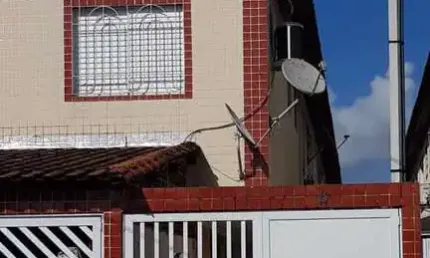Sobrado com 2 dorms, Vila Margarida, São Vicente - R$ 250 mil, Cod: 138229