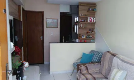 Casa de Condomínio com 2 dorms, Vila Margarida, São Vicente - R$ 200 mil, Cod: 137721