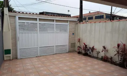 Casa com 5 dorms, Parque São Vicente, São Vicente - R$ 640 mil, Cod: 138110