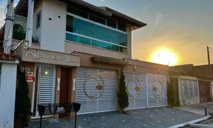 Casa de Condomínio com 3 dorms, Caiçara, Praia Grande - R$ 468 mil, Cod: 138435