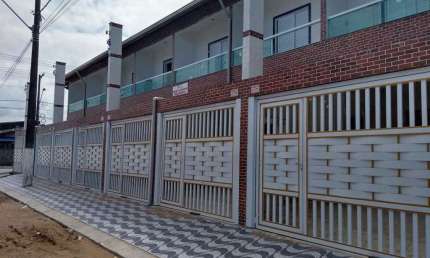 Sobrado de Condomínio com 2 dorms, Glória, Praia Grande - R$ 320 mil, Cod: 137845