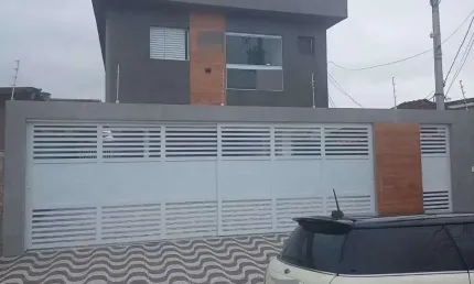 Sobrado de Condomínio com 2 dorms, Cidade Naútica, São Vicente - R$ 270 mil, Cod: 138393