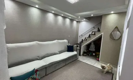 Casa com 3 quartos, Vila Cascatinha, São Vicente - R$ 400 mil, Cod: 138689