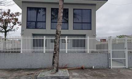 Casa com 5 quartos à venda no Riviera, Matinhos  por R$ 1.490.000