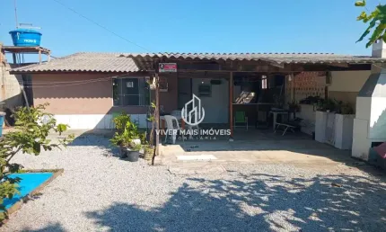 Casa com 3 quartos à venda em Shangri-lá, Pontal do Paraná  por R$ 249.900