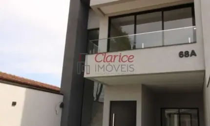 Lindo Sobrado de 3 Quartos na Cidade Jardim - São José dos Pinhais-PR, Próximo ao Centro!