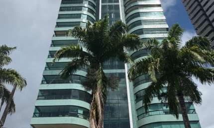 Apartamento mobiliado próximo a beira rio  Edf Portal do Capibaribe