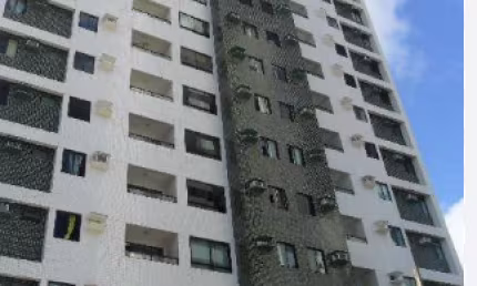 Apartamento  à Venda em Boa Viagem com 02 Quartos e Suíte com 59M².
