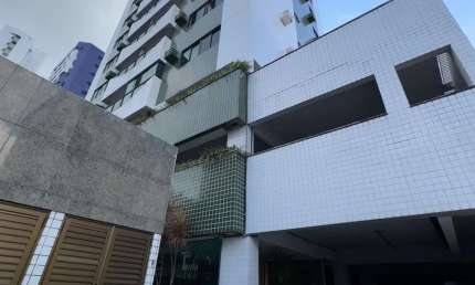 Apartamento à Venda em Piedade com 85M² totalmente nascente.