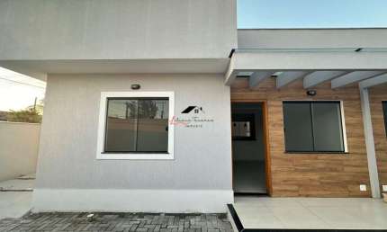 Casa em condomínio fechado com 2 quartos à venda no Jardim Atlântico Central (Itaipuaçu), Maricá , 70 m2 por R$ 320.000