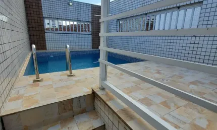 Descubra o prazer de viver em um Sobrado Triplex espaçoso e aconchegante no Bairro Aparecida