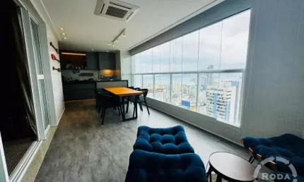 Apartamento à Venda – 122m² | 3 Suítes | 2 Vagas Demarcadas | Castell di Gonzaga – Gonzaga, Santos/SP